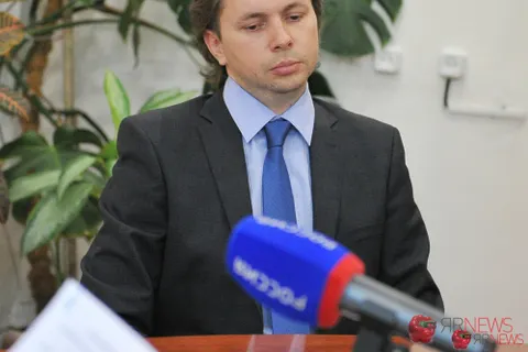 Председатель избиркома Ярославской области Денис Васильев написал заявление на имя губернатора. С фото из архива