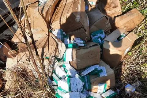 В Рыбинске обнаружили свалку ампул для лечения болевого синдрома