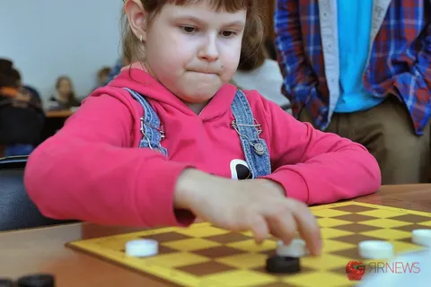 В Ярославле проходит Чемпионат и Первенство Центрального и Северо-Западного федеральных округов по русских шашкам. Фоторепортаж