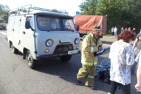 В Ярославской области УАЗ сбил велосипедистку