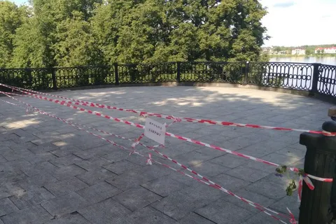 Смотровую площадку на Волжской набережной в Ярославле закрыли для посещения