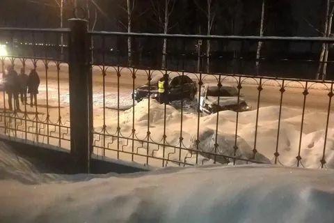 В ДТП у ТЦ «Тандем» в Ярославле пострадали люди