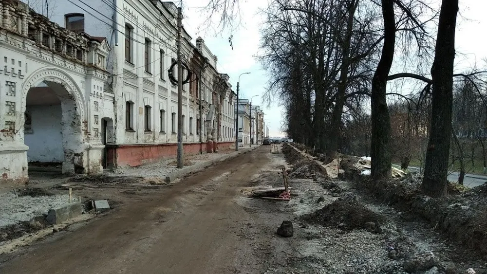 Мэрия Ярославля оштрафует подрядчика за срыв сроков ремонта Красного Съезда