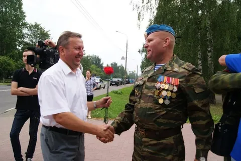 В Ярославле ветераны ВДВ отметили свой день