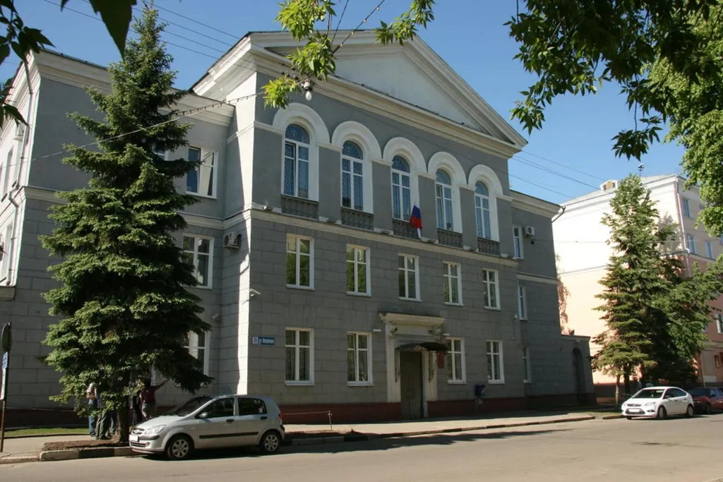 В Ярославле суд арестовал педофила