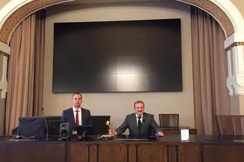 Депутаты муниципалитета Ярославля побывали в «Городе света»