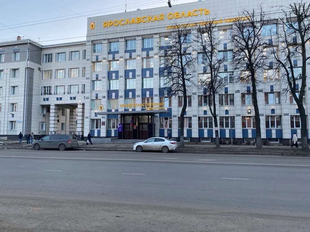 В Ярославле ограничат стоянку грузовиков у правительственного квартала
