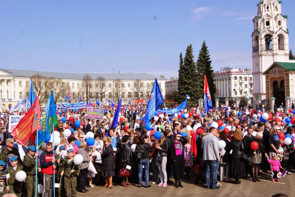 В центре Ярославля из-за праздничного шествия временно ограничат движение