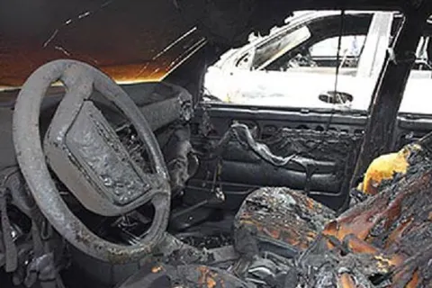 В Ярославле горел автомобиль