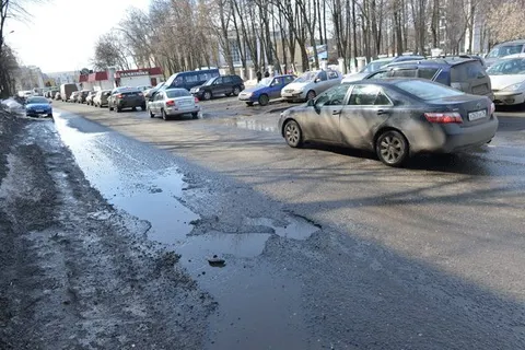 Отремонтированные дороги в Ярославле смываются вместе с дождем