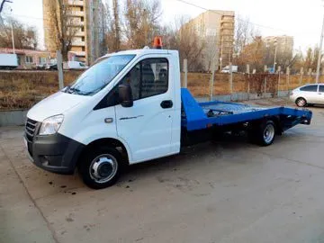 В Ярославской области мужчина погиб под колёсами эвакуатора