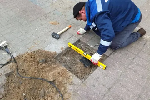 На улице Свободы в Ярославле смонтировали первую остановку нового образца