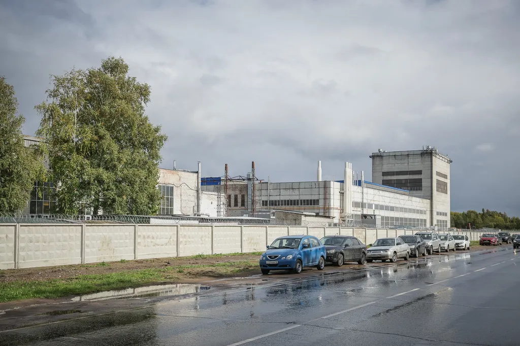 В Рыбинске за 23 миллиона сделают парковку для работников трех заводов