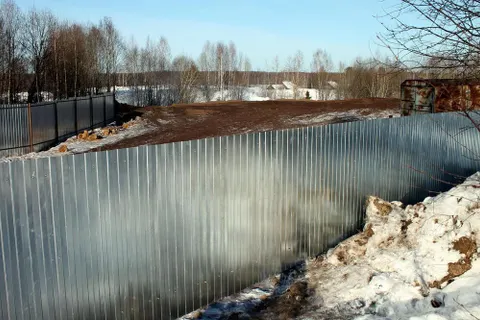 В Ярославской области обнаружена свалка неизвестных отходов