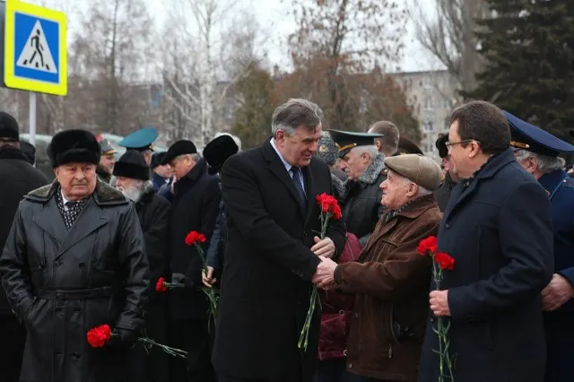 Сергей Ястребов принял участие в митинге, посвященном Дню защитника Отечества