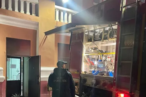 В Ярославле тушат общежитие педагогического университета