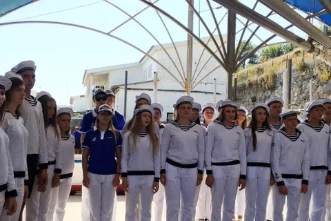 Ярославцы подарили артековцам водные велосипеды