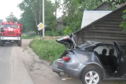 В Данилове в ДТП три человека погибли, один в больнице