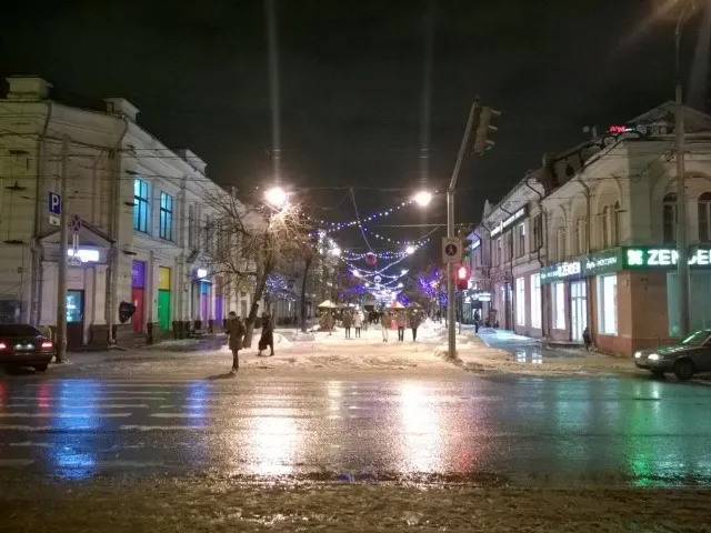 Благодаря «Пурге» новогоднее освещение улицы Кирова будет работать с февраля и до конца зимы