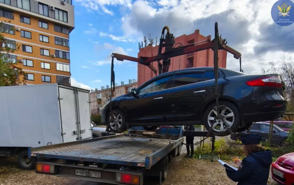 В Ярославле арестовали машину педофила, домогавшегося дочерей и падчерицы