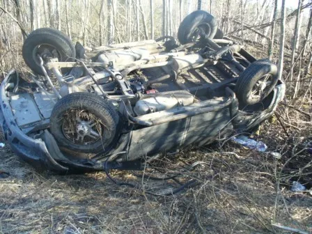 В Угличском районе перевернулся УАЗ – травмировано три человека