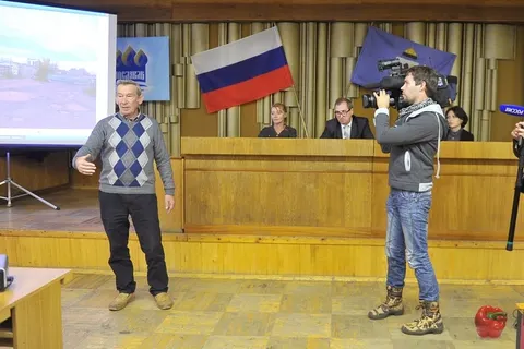 В Ярославле прошли публичные слушания по строительству жилого комплекса на месте бывшего Каретного двора. Фоторепортаж