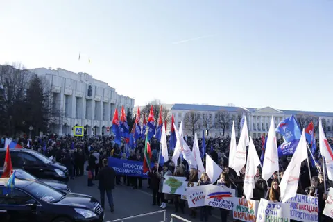 В Ярославле на митинг в честь присоединения Крыма к России собралось около пяти тысяч человек