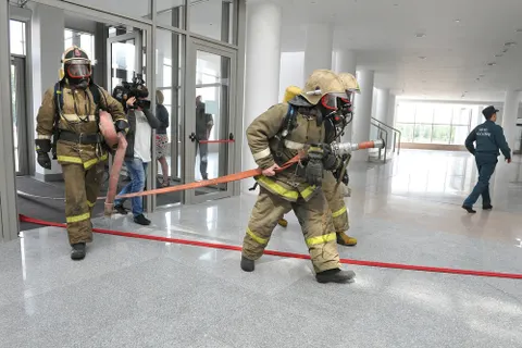 В КЗЦ «Миллениум» Ярославля прошли пожарные учения. Фоторепортаж