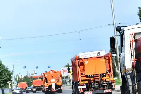 В Ярославле коммунальщики летом боролись со снегопадом