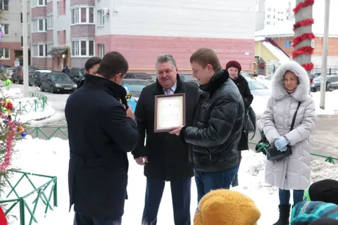 В Ярославле выбрали лучшее новогоднее убранство двора