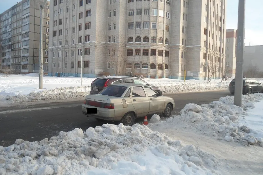 В Ярославле легковушка сбила двухлетнего малыша