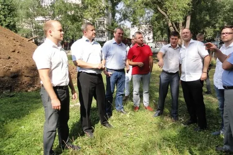Депутаты муниципалитета Ярославля проверили, как идет строительство социальных объектов