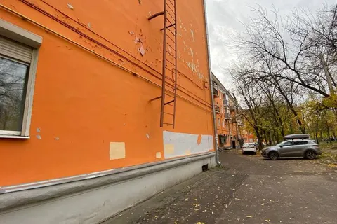 Жители дома в Ярославле требуют вернуть деньги за некачественный капремонт