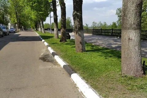 В Ярославле чистят Волжскую набережную