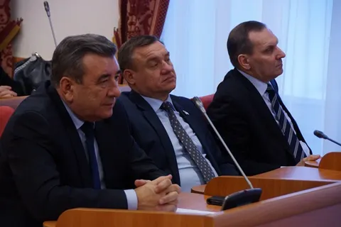 В Ярославской областной думе состоялся «бюджетный ликбез»