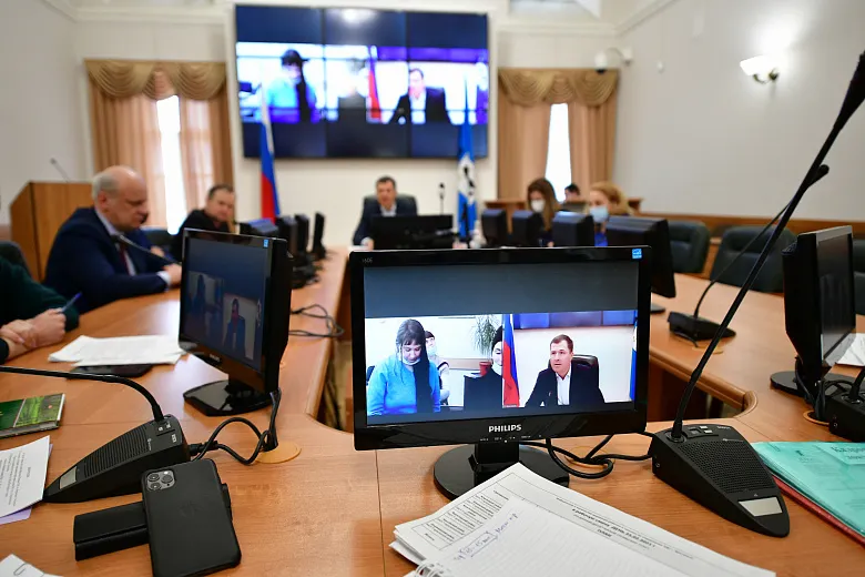 «Лично позвонит»: мэр Ярославля пообщался с участниками программы «Молодая семья»