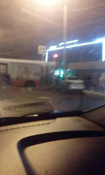 ЧП в Ярославле: автобус вылетел на встречку через пешеходный переход