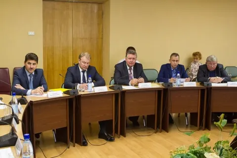 В Ярославле продолжается строительство училища олимпийского резерва по хоккею