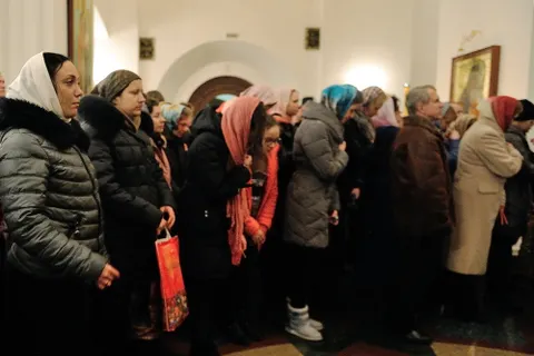 Жители Ярославской области встретили светлый праздник Рождества Христова (с фото)