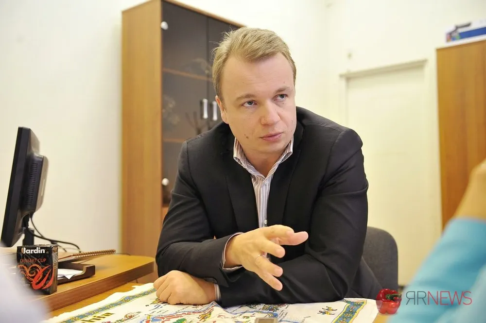  Сергей Шмелев: «Для того,  чтоб  обклеить листовками  весь Ярославль нужен очень серьезный ресурс  и большие деньги»  