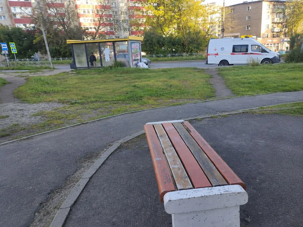 На остановке в Ярославле обнаружили труп