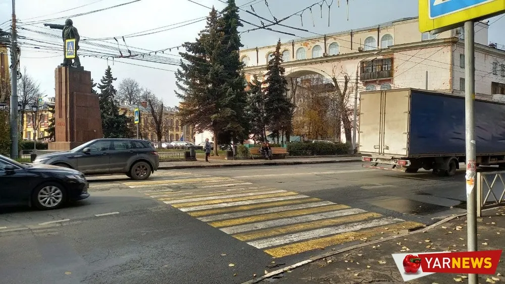 В Ярославле на Красной площади перенесут пешеходный переход