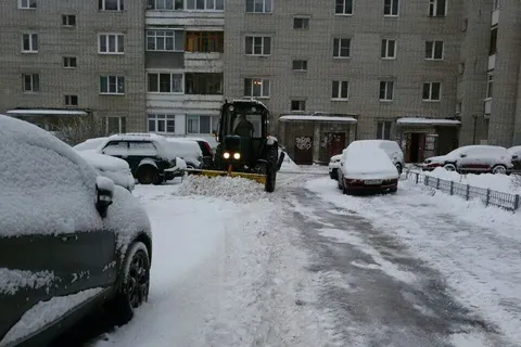 За выходные из Ярославля вывезли около четырех тысяч кубометров снега