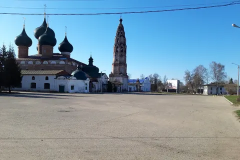 В Ярославской области нетерпеливый подрядчик без контракта уложил асфальт