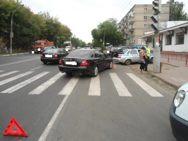 В Ярославле автоледи спровоцировала аварию