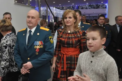 Ярославские спасатели получили к юбилею новый специализированный транспорт