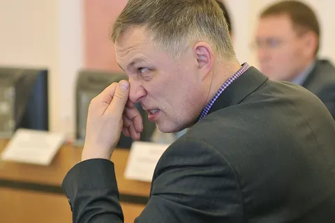 В Ярославле депутаты муниципалитета совмещают приятное с полезным. Фото