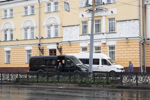 В Ярославле началась церемония прощания с Сергеем Пускепалисом