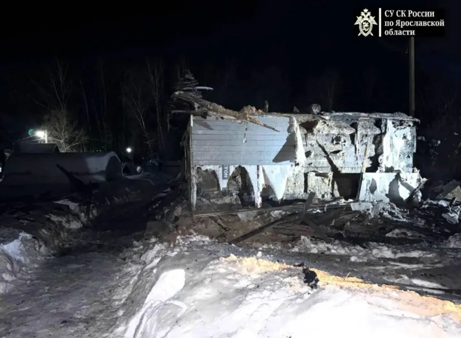 При пожаре в частном доме под Ярославлем погиб мужчина