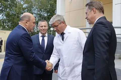 Михаил Мишустин посетил ярославскую клиническую больницу №2
